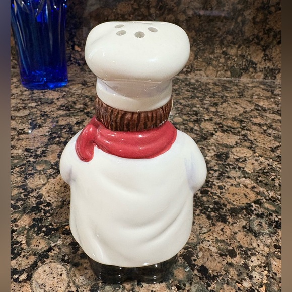 Jennifer Brinley " Dinner is Served" Cheese 🧀 Shaker - Picture 3 of 10